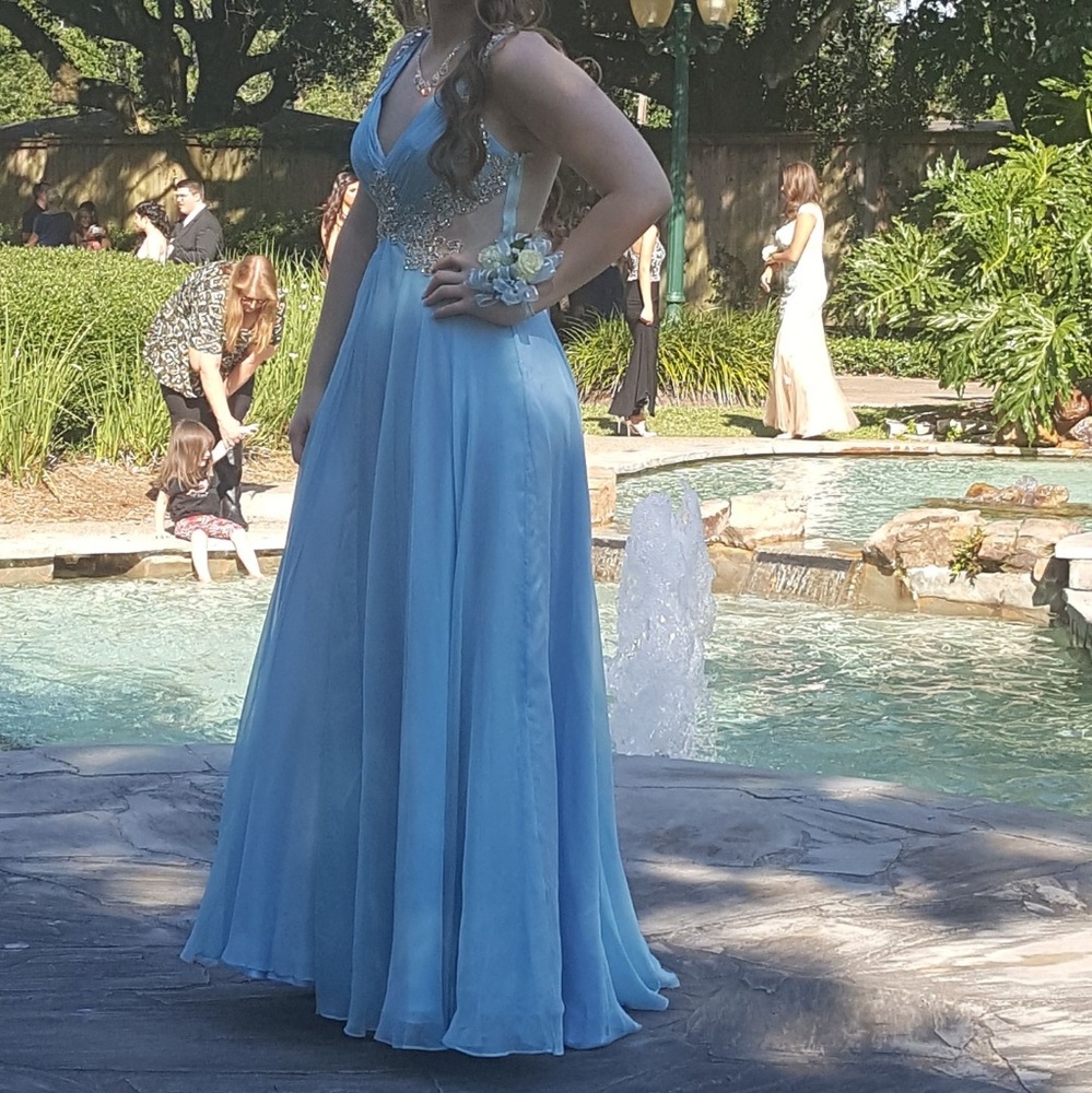 PROM Dress Precious Formals Size 8